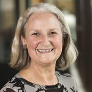 Kim Plummer | About | La Trobe University