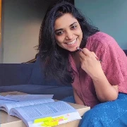 Sumaira Khan | About | La Trobe University